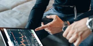 A Beginner's Guide to Earning Passive Income with Crypto