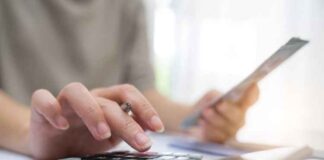 8 Reasons Why You Need A Business Bank Account For Your Business