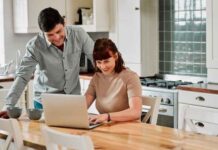 How To Pursue Your Education Without Breaking the Bank? How To Pursue Your Education Without Breaking the Bank