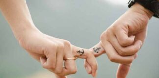 How to Give a Stick and Poke Tattoo, Step by Step