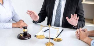 What are the responsibilities of a divorce attorney?