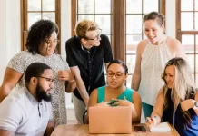 Navigating the Tech Startup Jungle Navigating the Tech Startup Jungle